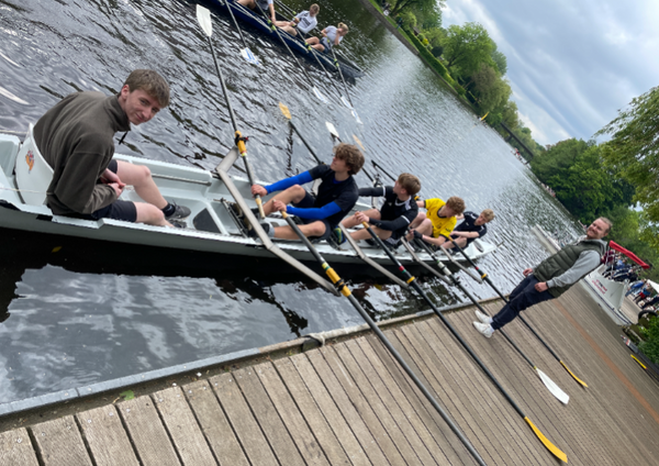 DOG-Ruderer in Hamburg 2024